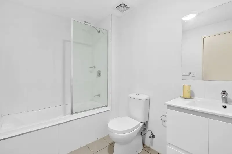 10/32 Station Street, Dundas Sold by James Avenue - image 1