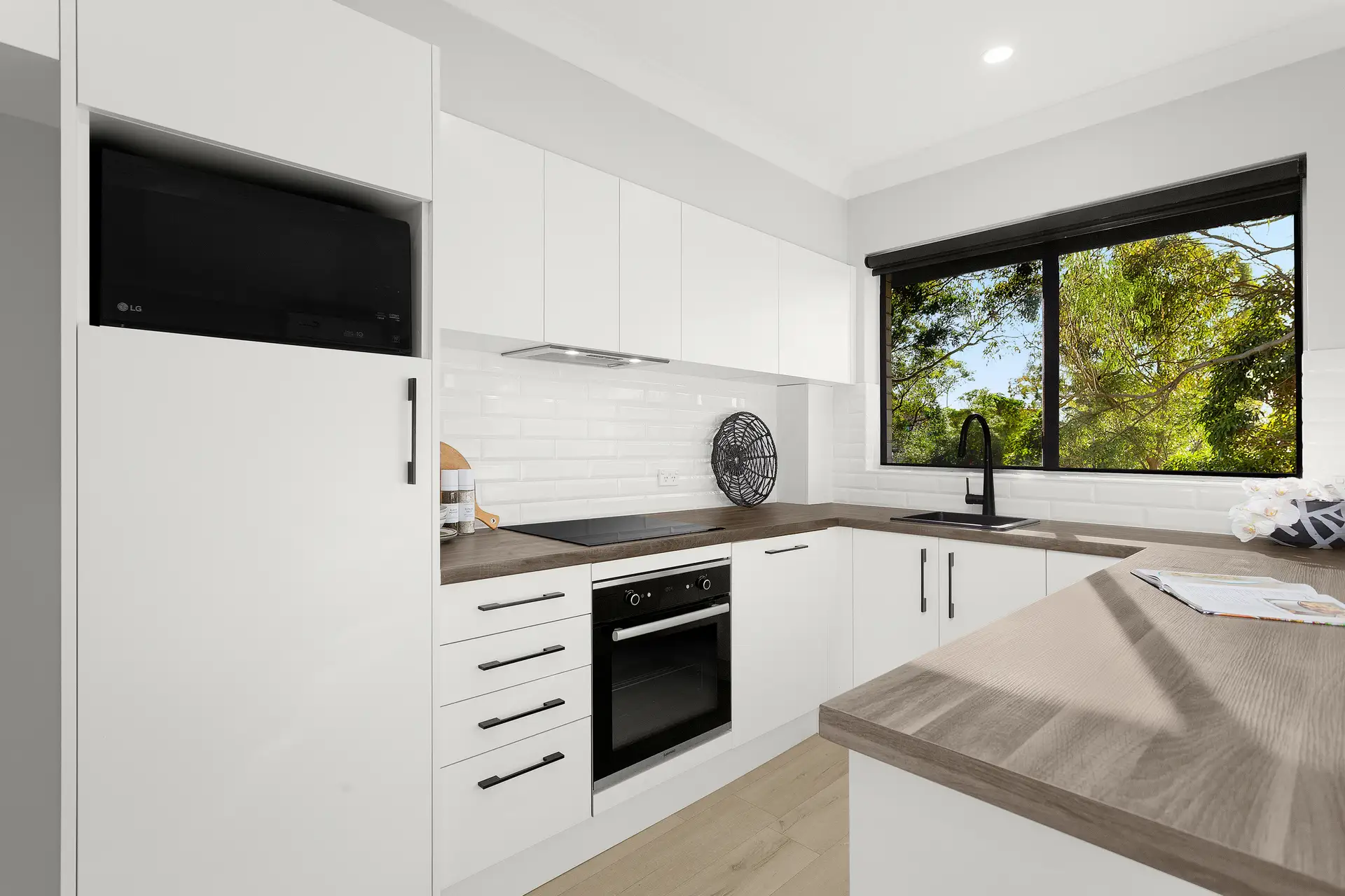 12/120 Burns Bay Road, Lane Cove Sold by James Avenue - image 1