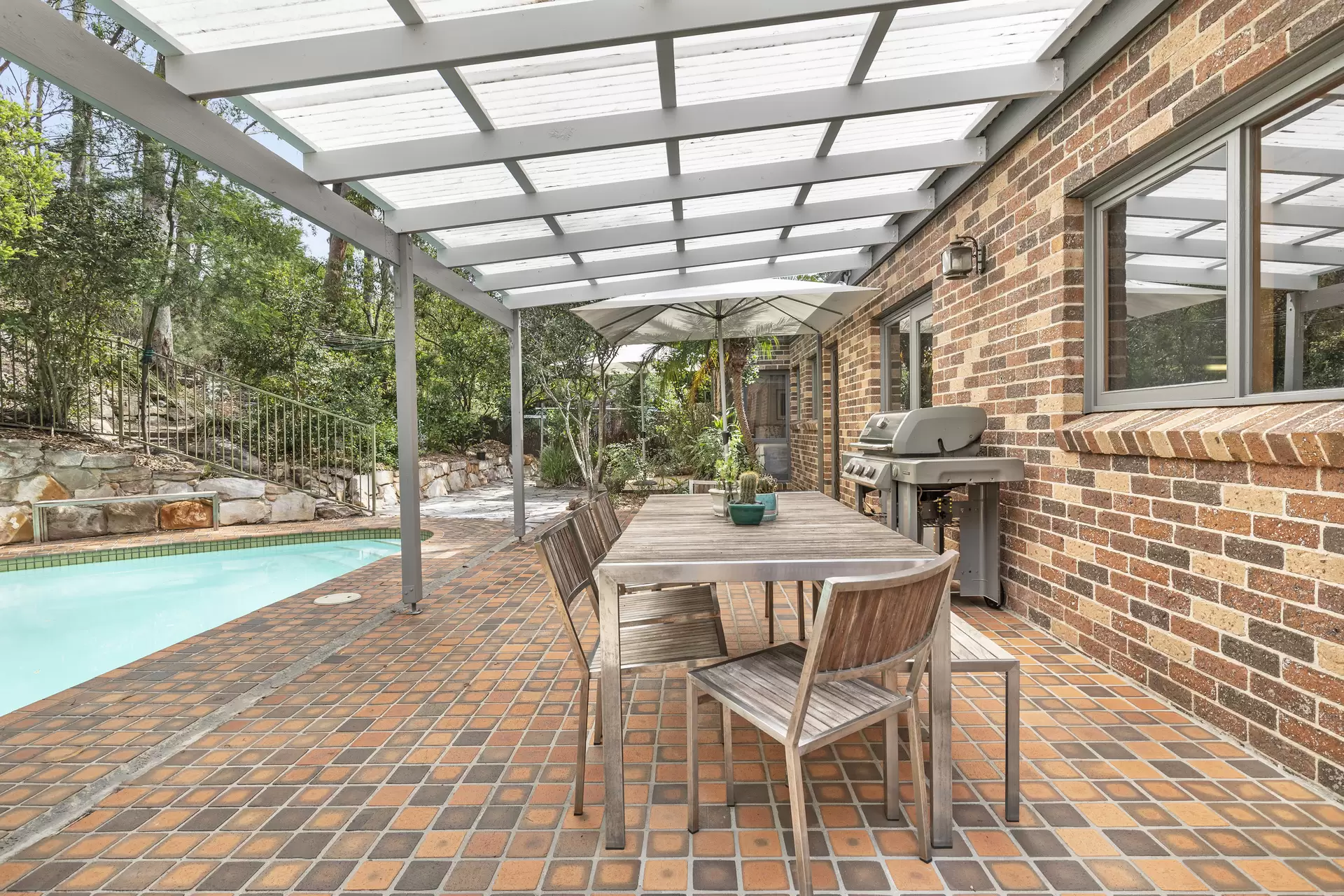 12 Heidi Place, West Pennant Hills Sold by James Avenue - image 1