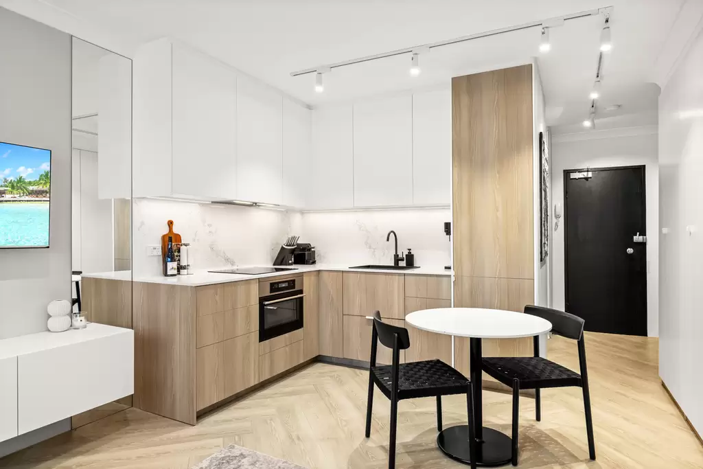 408/5 Ward Avenue, Potts Point Leased by James Avenue