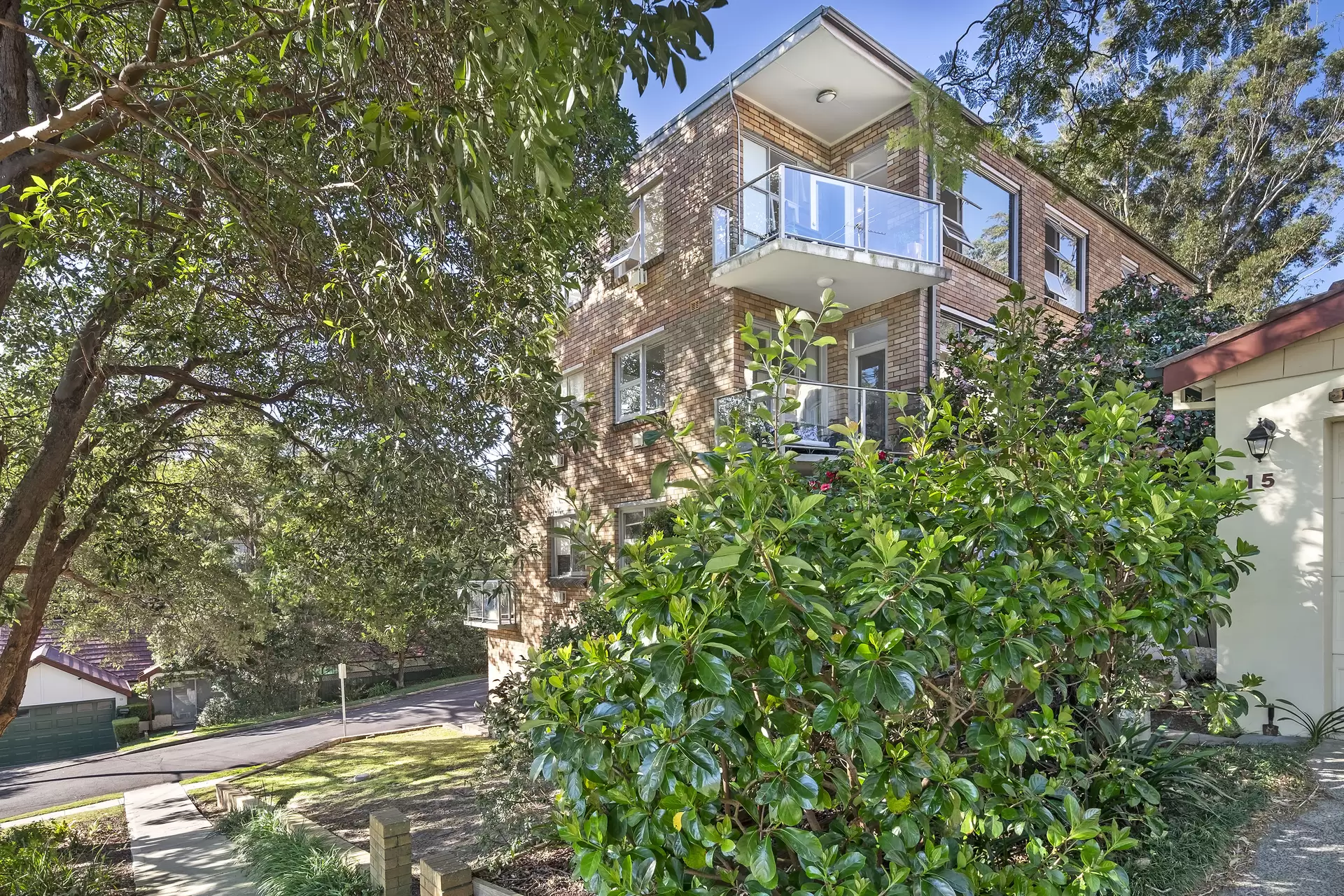 14/20 Innes Road, Greenwich Sold by James Avenue - image 1