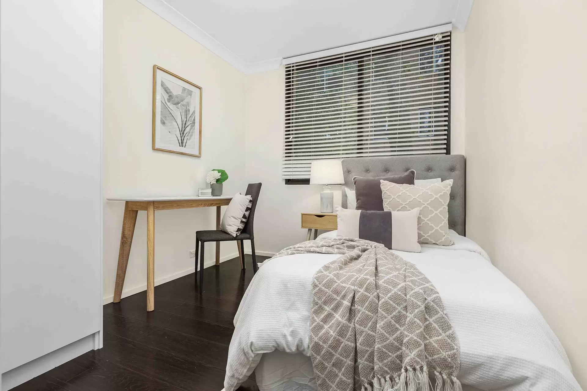 14/58-62 Gerard Street, Cremorne Sold by James Avenue - image 1