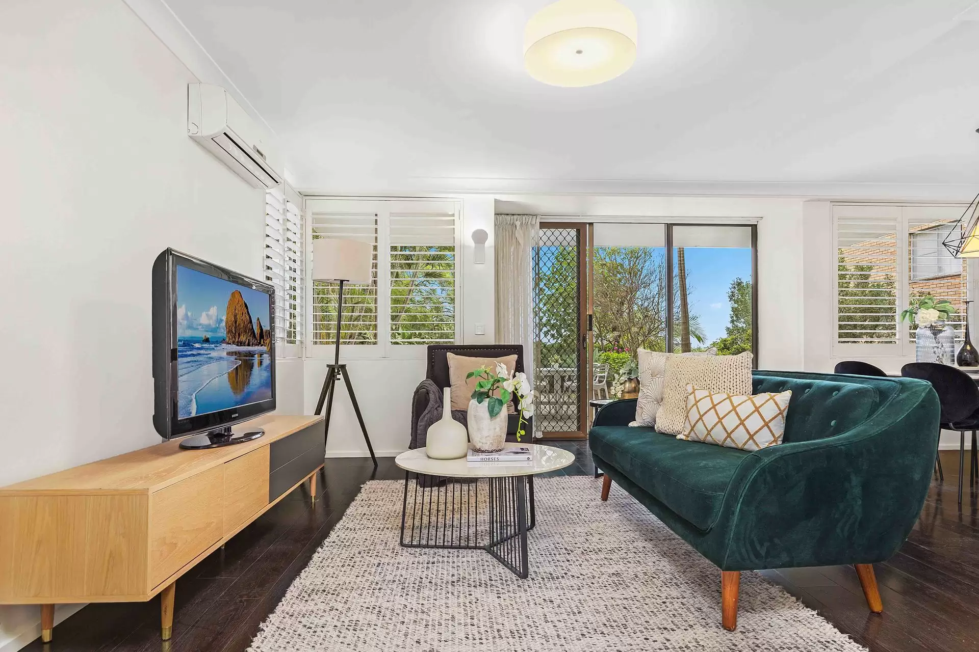 14/58-62 Gerard Street, Cremorne Sold by James Avenue - image 1