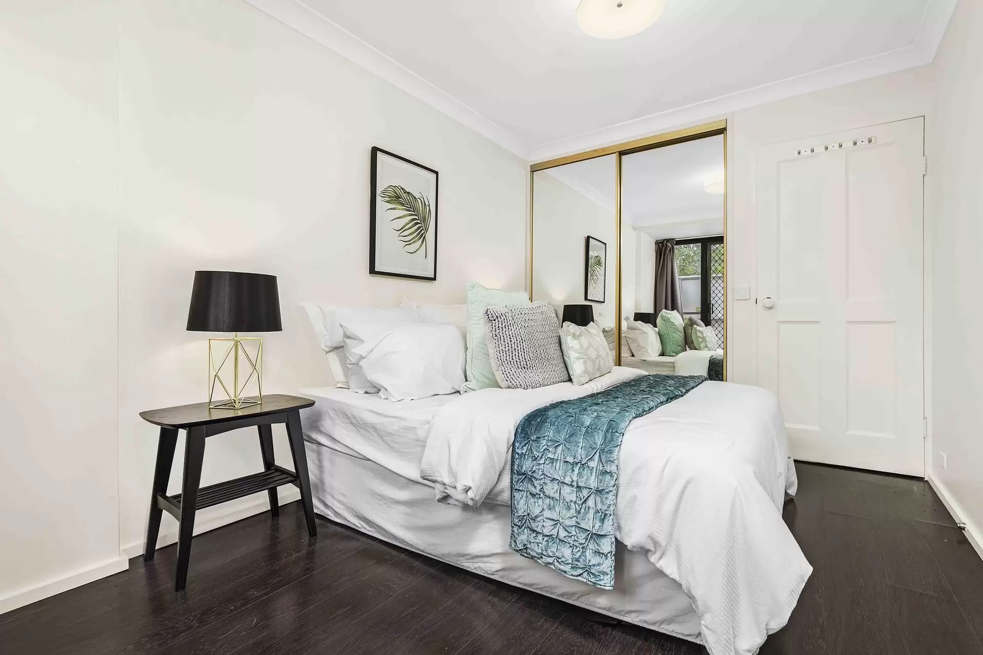 14/58-62 Gerard Street, Cremorne Sold by James Avenue - image 1