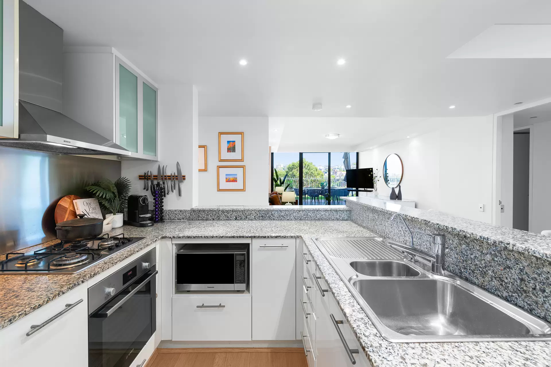 302/30 Glen Street, Milsons Point Sold by James Avenue - image 1