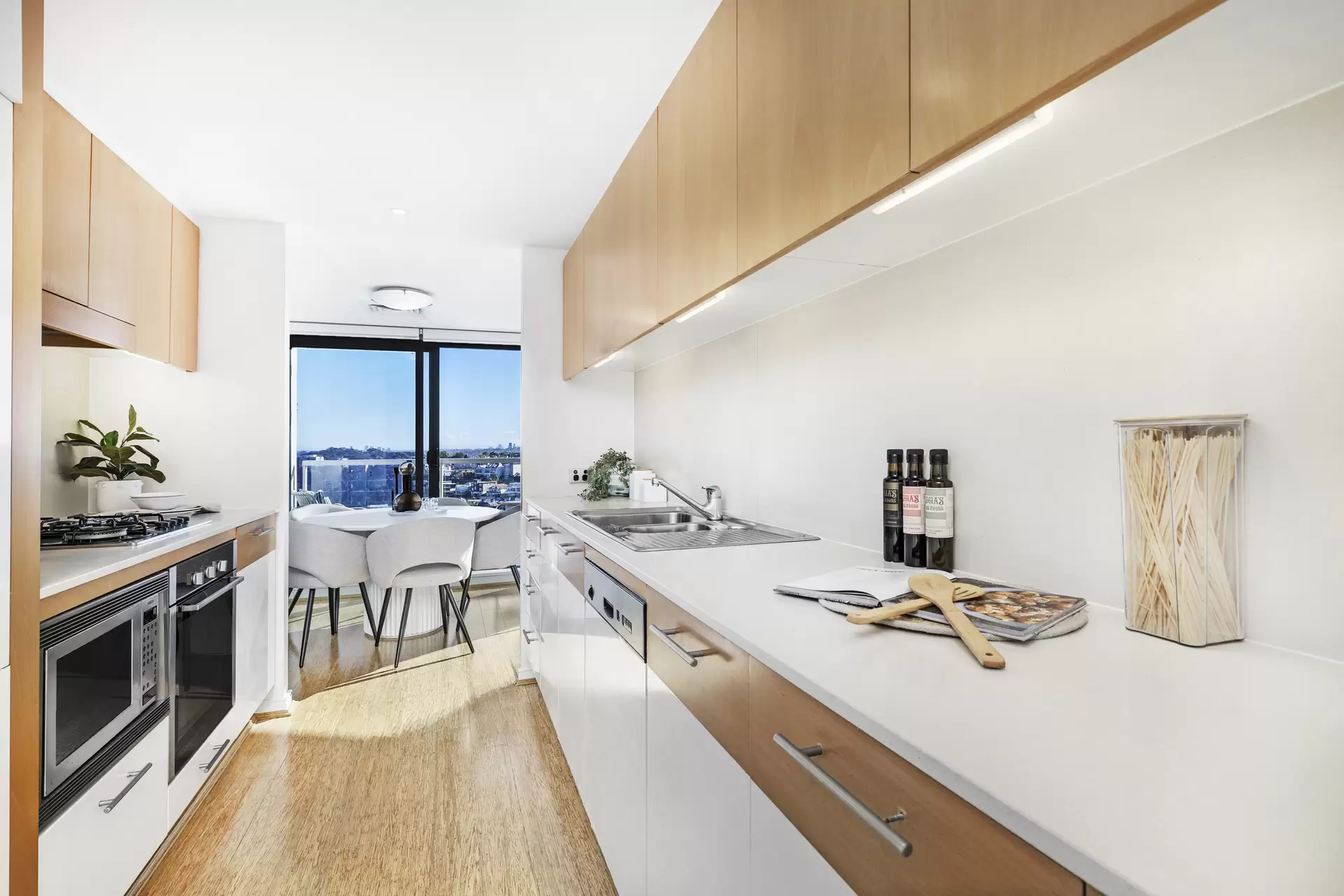 1707/30 Glen Street, Milsons Point Sold by James Avenue - image 1