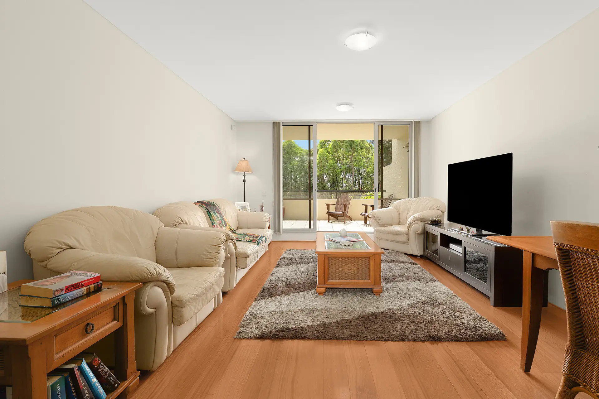 1/3-5 Blaxland Avenue, Newington Sold by James Avenue - image 1