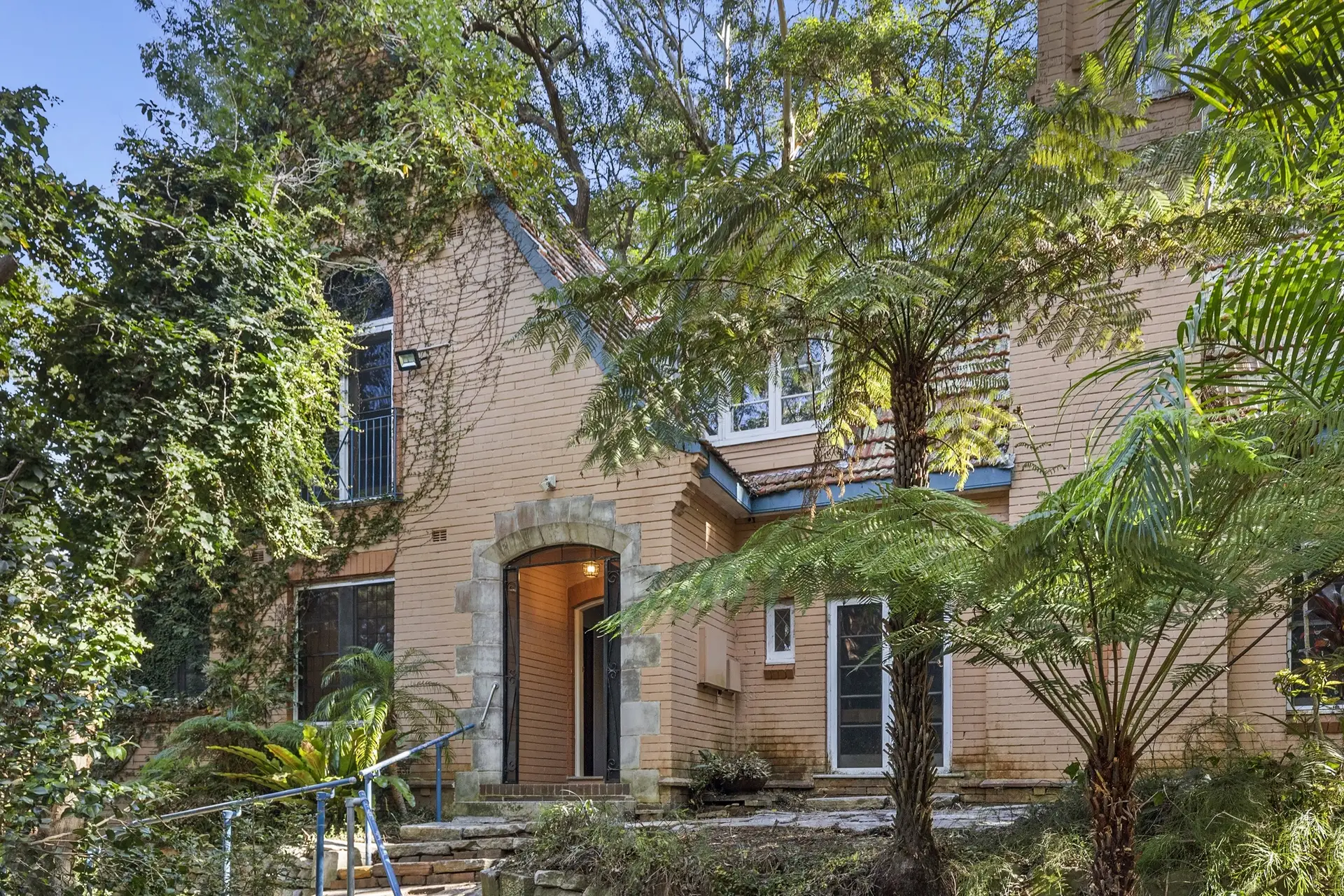 5 Blytheswood Avenue, Warrawee Sold by James Avenue - image 1