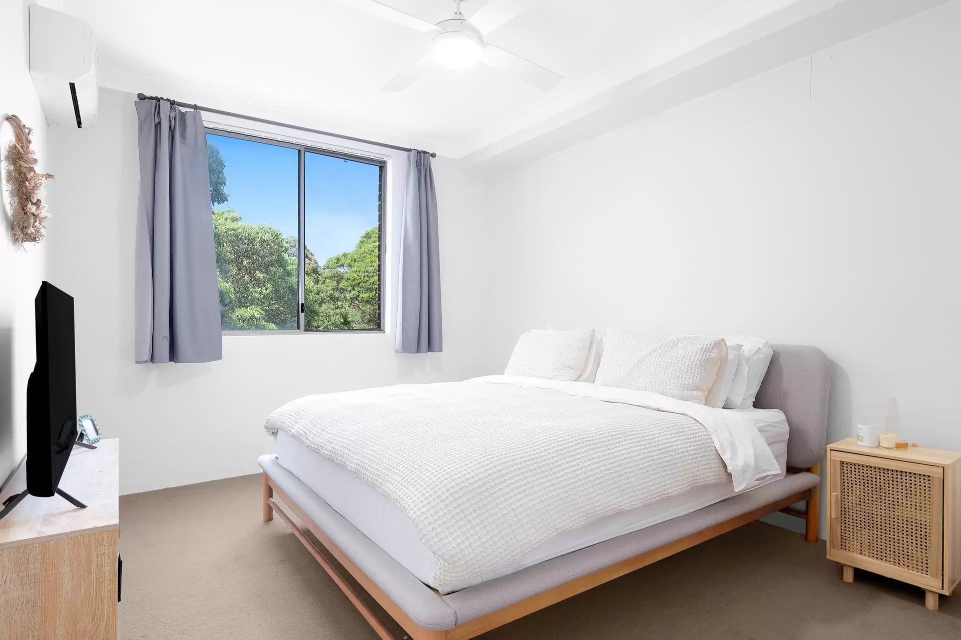 17/1-5 The Strand, Rockdale Sold by James Avenue - image 1