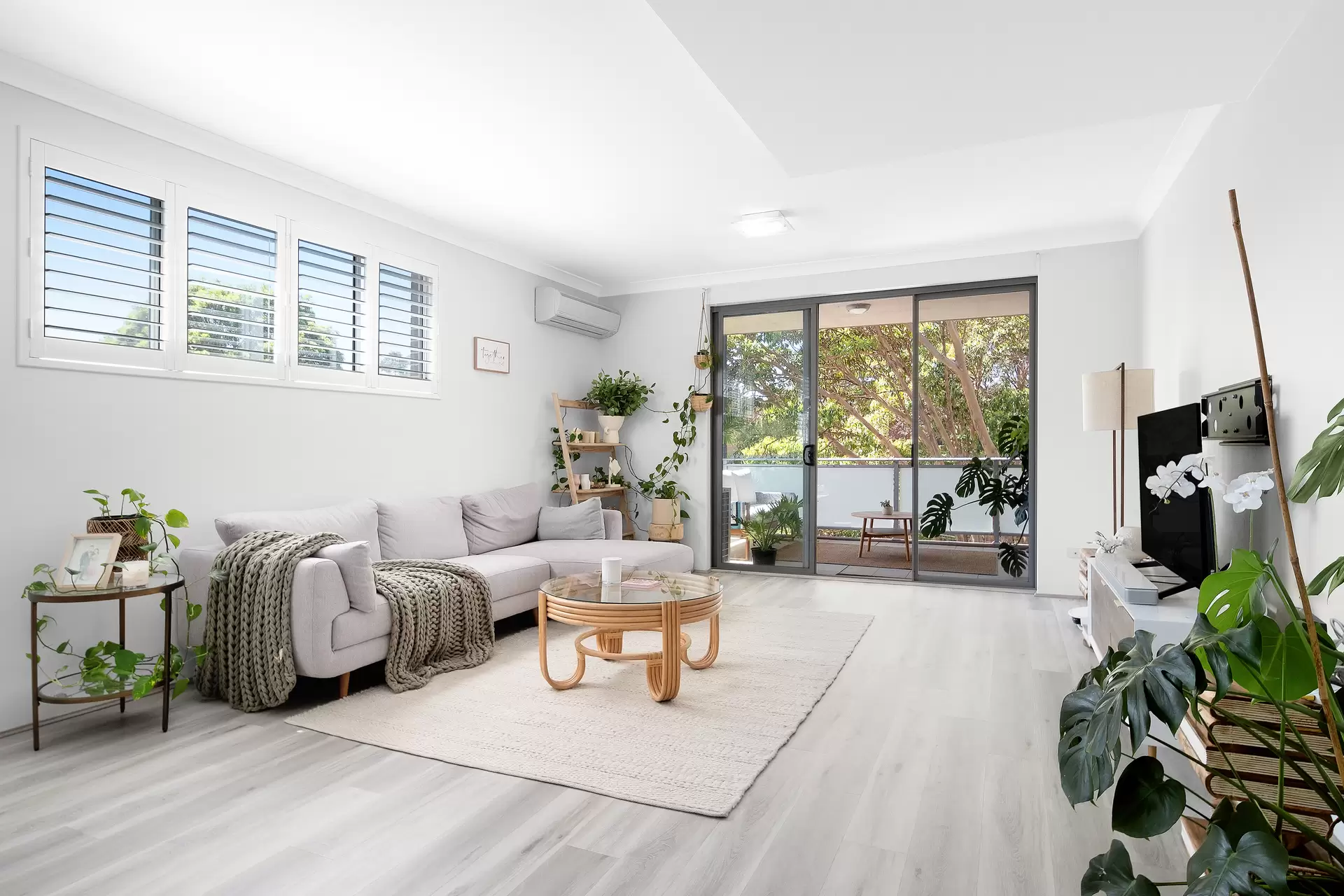 17/1-5 The Strand, Rockdale Sold by James Avenue - image 1