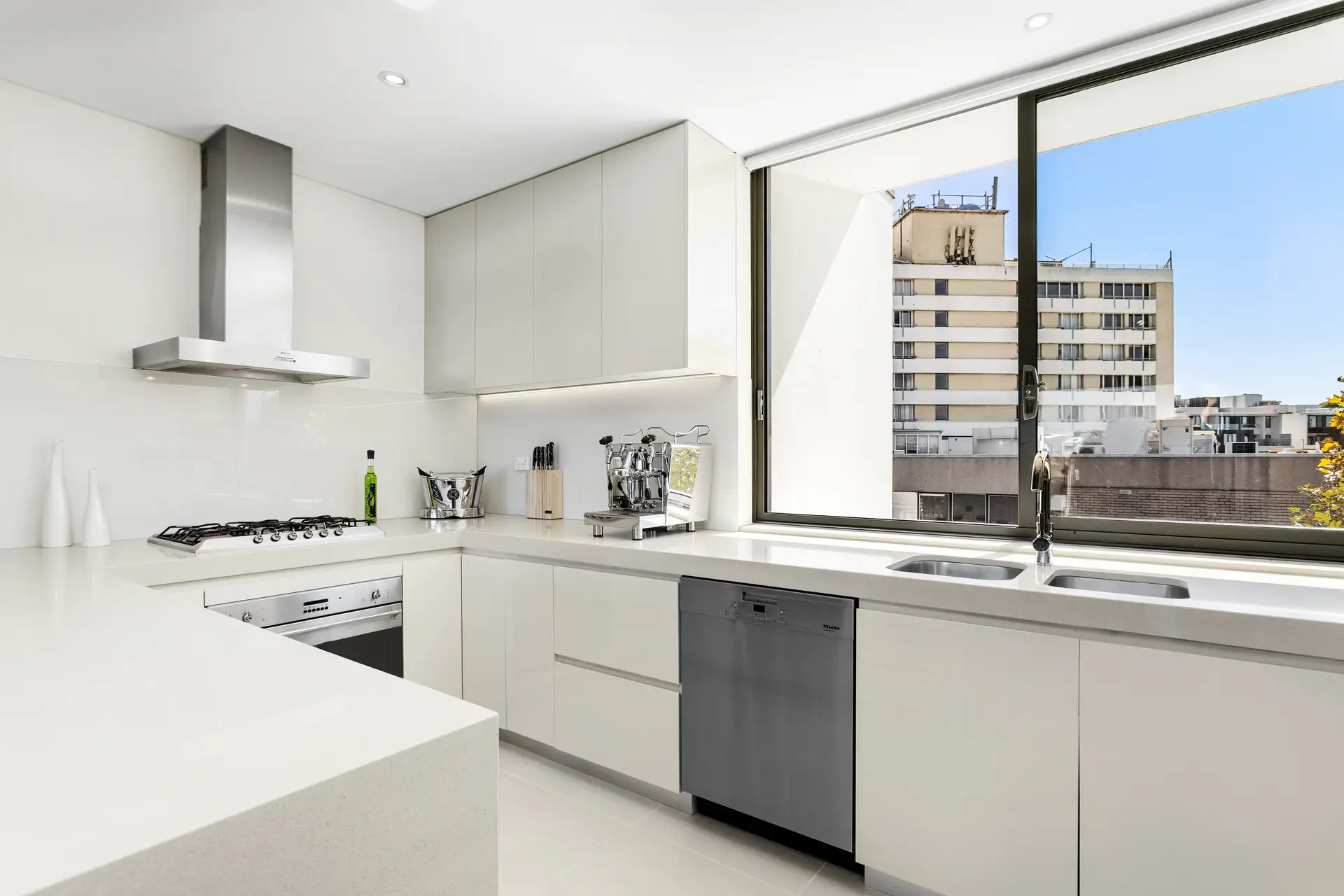 13/102 Spofforth Street, Cremorne Sold by James Avenue - image 1